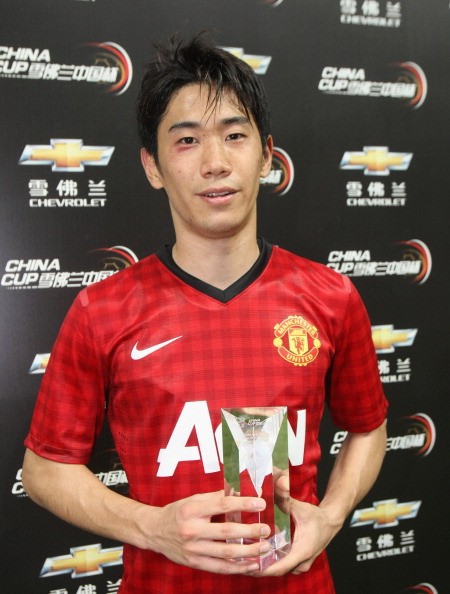 Kagawa nhận danh hiệu cầu thủ xuất sắc nhất trận đấu.
